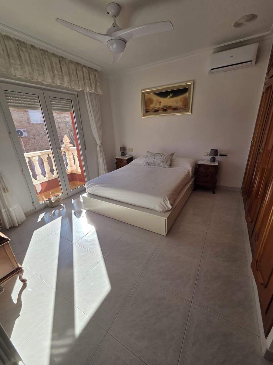 5 soveværelse Villa til salg i Orihuela Costa - € 860.000 (Ref: 9983582)