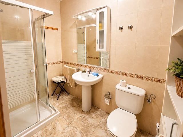 4 sypialnia Dom na sprzedaż w El Chaparral - La Siesta - La Torreta, Torrevieja - 189 000 € (Ref: 9983589)