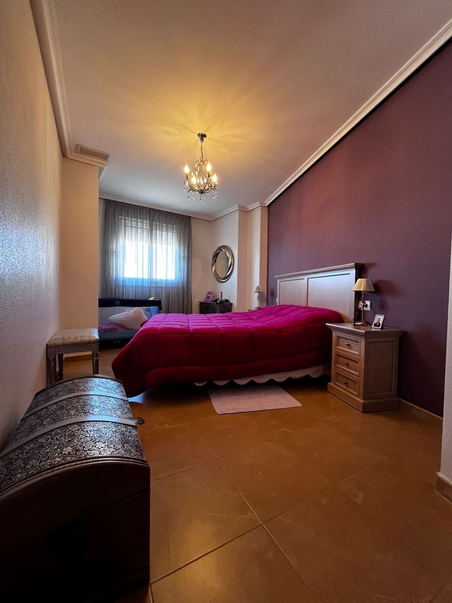 3 chambre Appartement à vendre à Torrevieja - 450 000 € (Ref: 9983590)