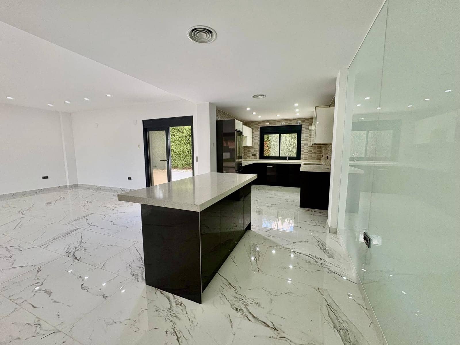 4 soveværelse Villa til salg i Orihuela Costa - € 985.000 (Ref: 9983596)