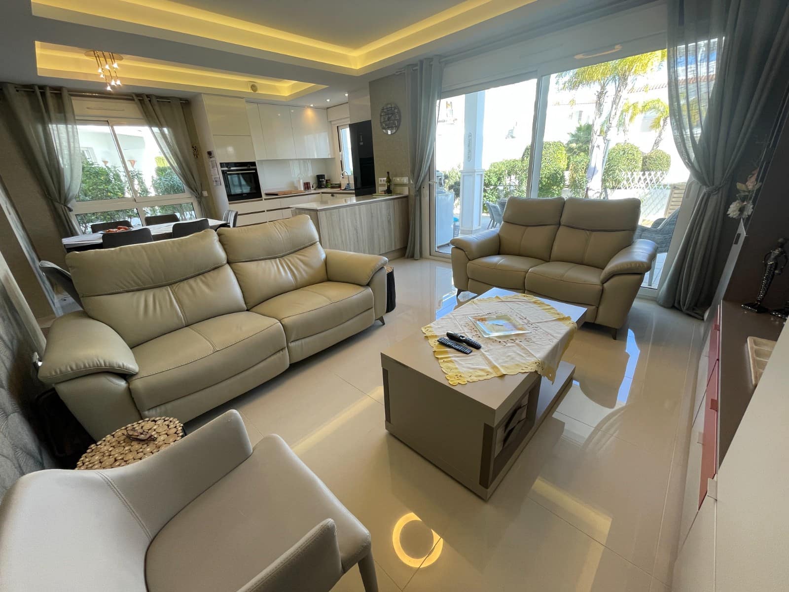 2 Zimmer Apartment zu verkaufen in Ciudad Quesada - 334.000 € (Ref: 9983603)