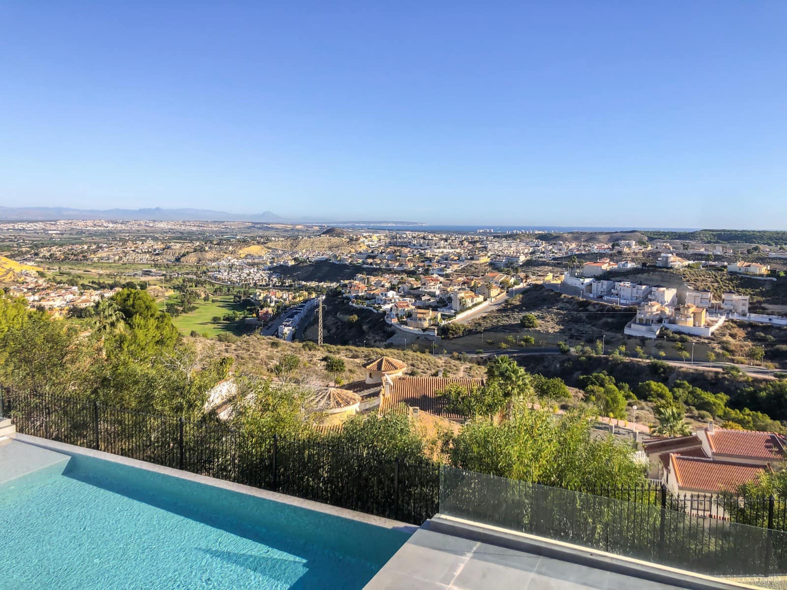 6 bedroom Villa for sale in Ciudad Quesada - € 2,300,000 (Ref: 9983609)