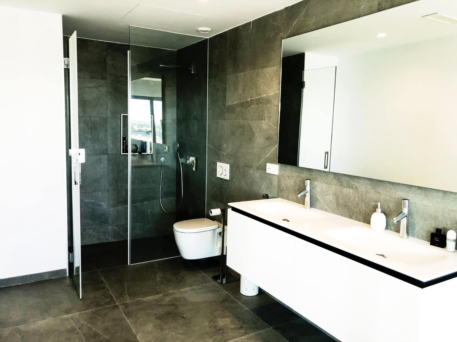 6 bedroom Villa for sale in Ciudad Quesada - € 2,300,000 (Ref: 9983609)