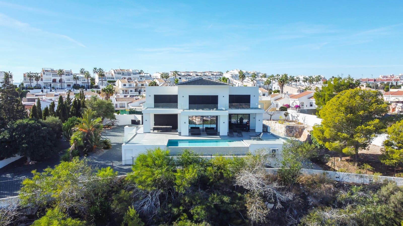 6 bedroom Villa for sale in Ciudad Quesada - € 2,300,000 (Ref: 9983609)