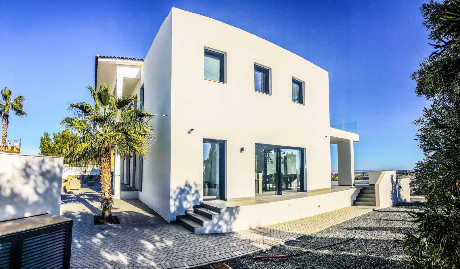 6 bedroom Villa for sale in Ciudad Quesada - € 2,300,000 (Ref: 9983609)