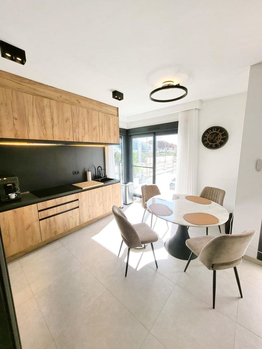 2 slaapkamer Appartement te koop in San Miguel de Salinas - € 299.000 (Ref: 9983616)
