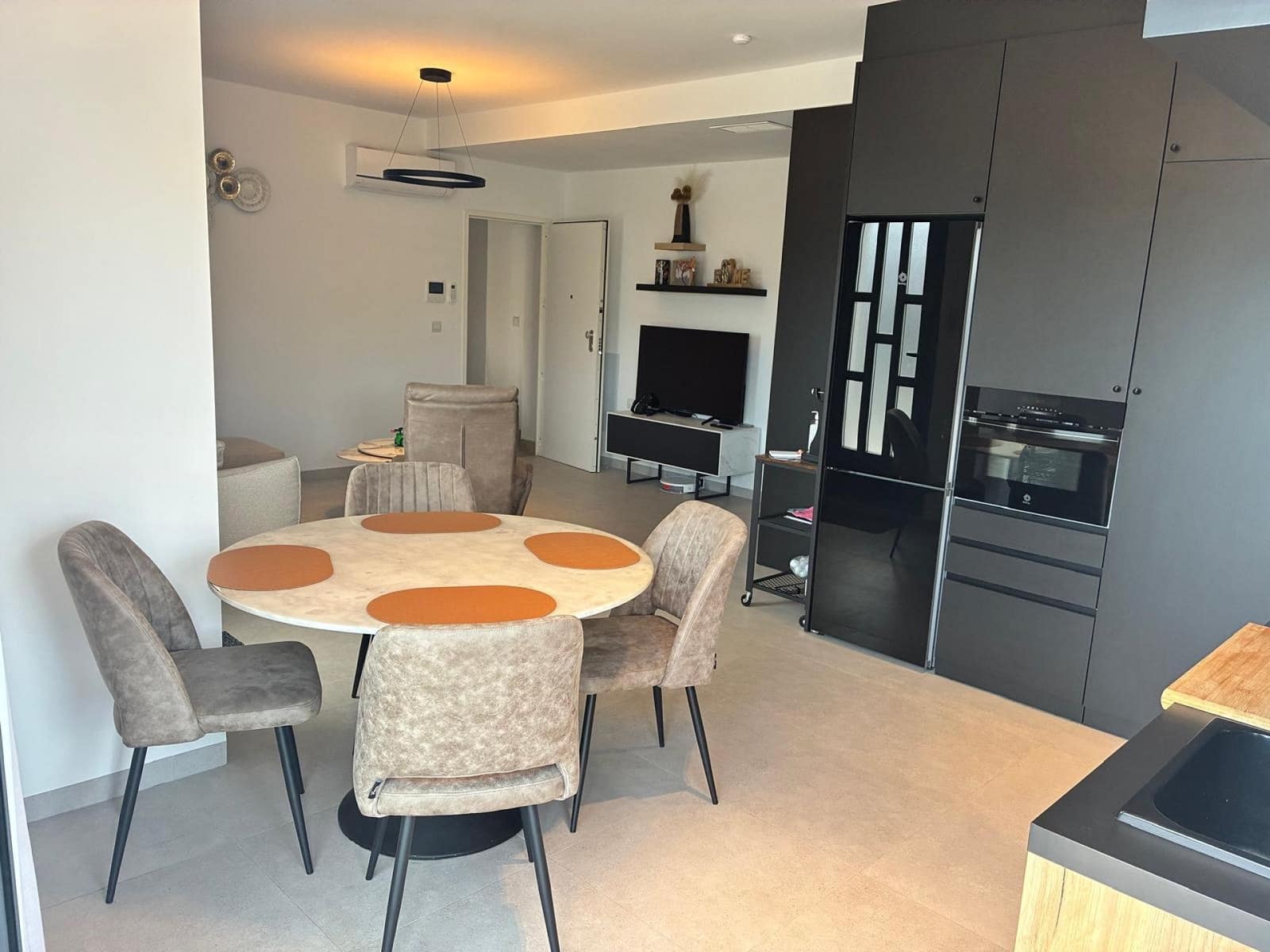 2 slaapkamer Appartement te koop in San Miguel de Salinas - € 299.000 (Ref: 9983616)