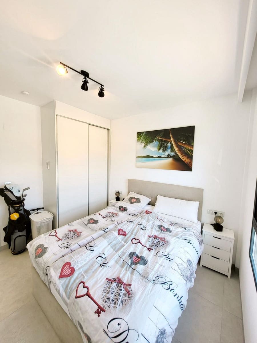 2 slaapkamer Appartement te koop in San Miguel de Salinas - € 299.000 (Ref: 9983616)