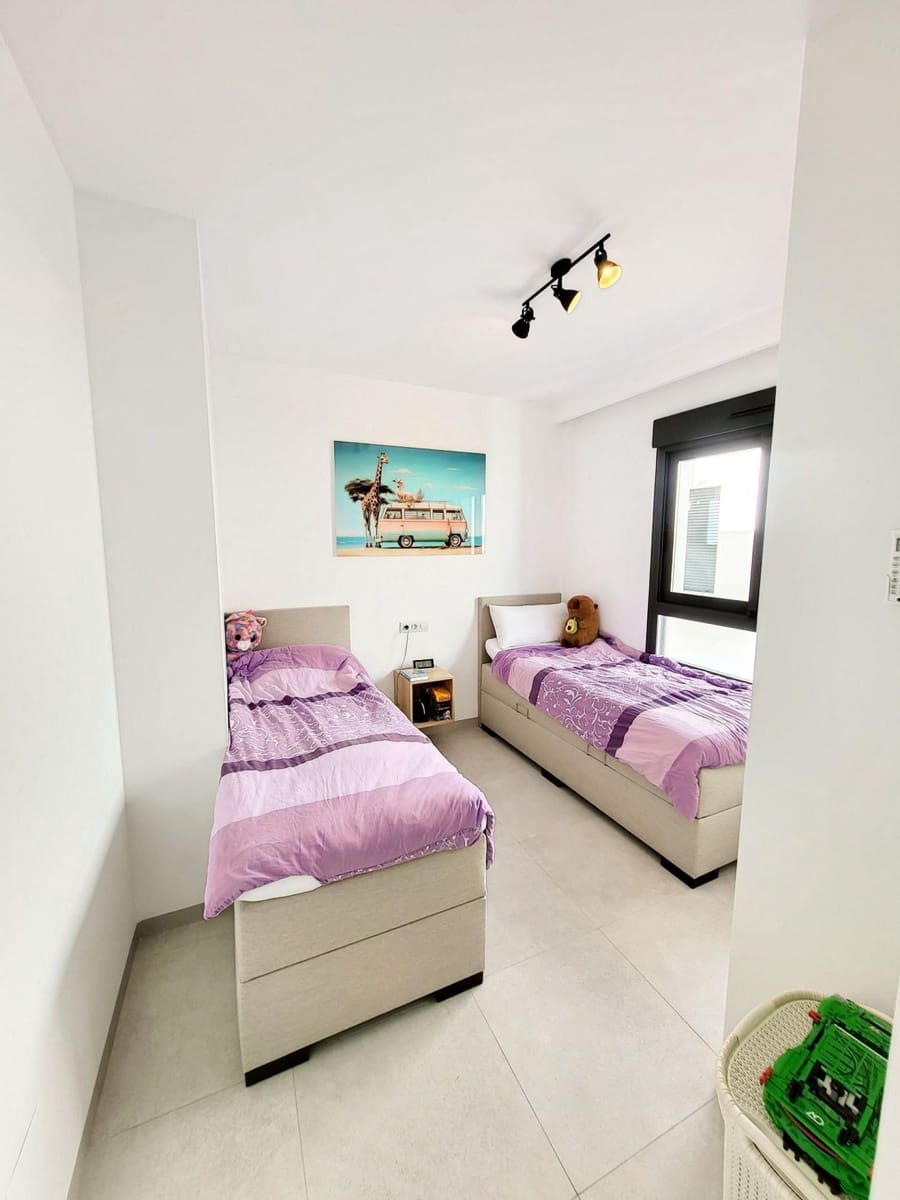 2 slaapkamer Appartement te koop in San Miguel de Salinas - € 299.000 (Ref: 9983616)