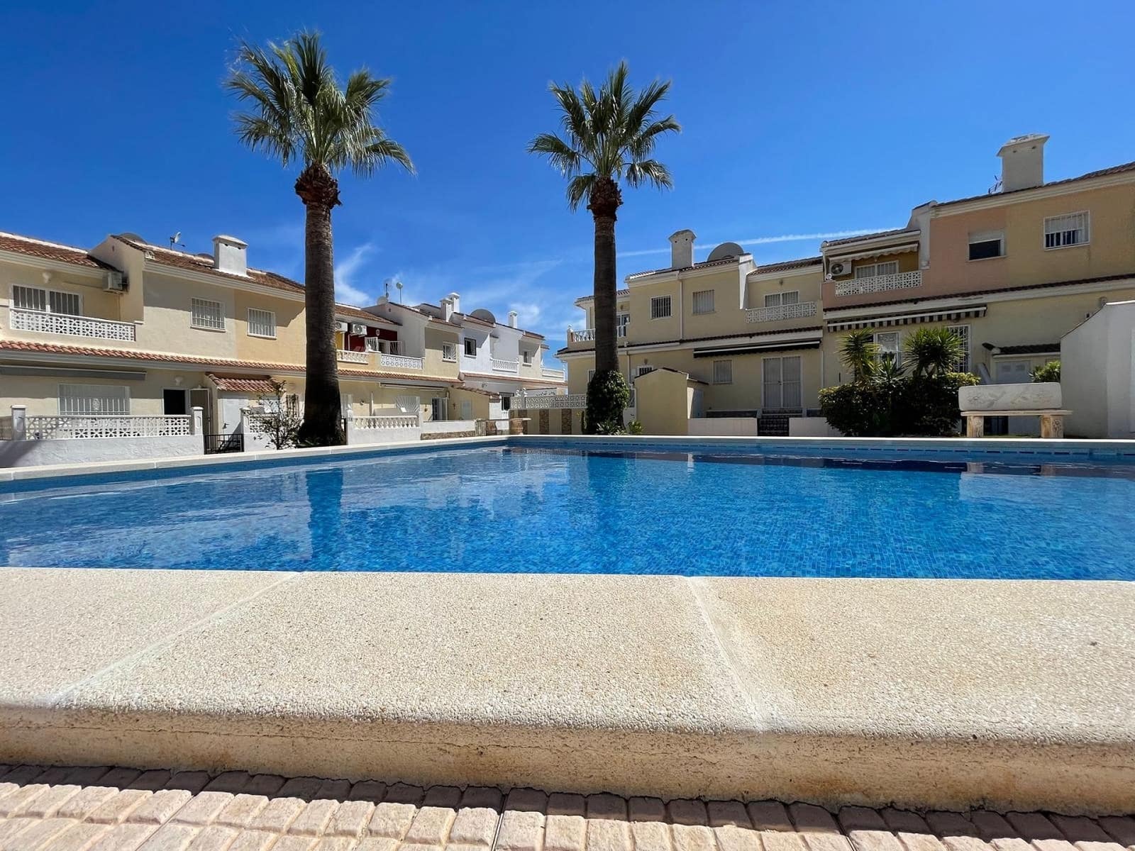 3 soveværelse Byhus til salg i Ciudad Quesada - € 239.900 (Ref: 9983617)