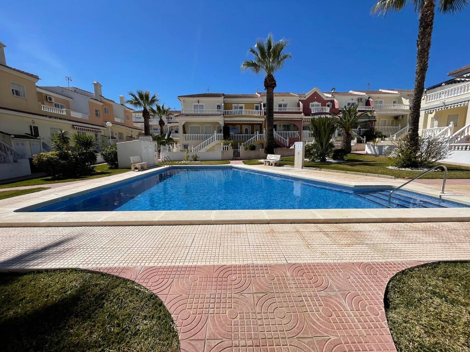 3 soveværelse Byhus til salg i Ciudad Quesada - € 239.900 (Ref: 9983617)