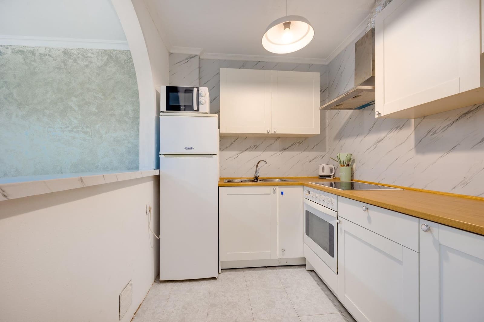 2 soveværelse Lejlighed til salg i Torrevieja - € 138.900 (Ref: 9983620)