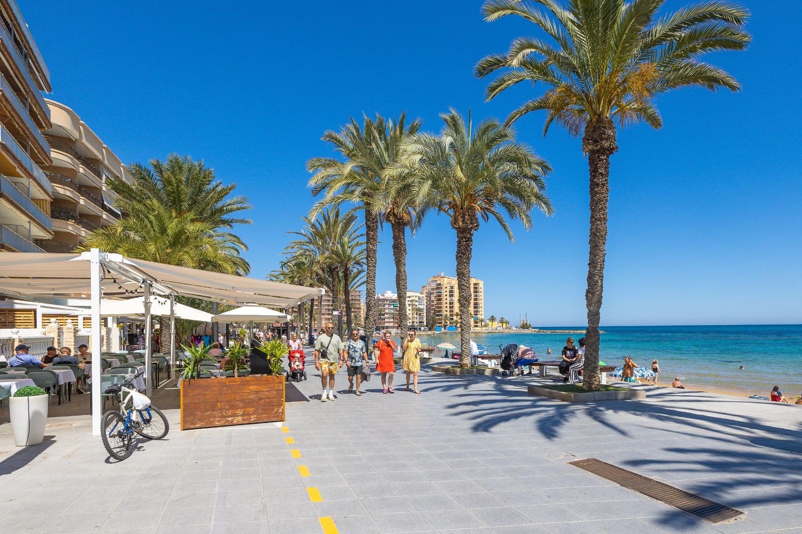 2 soveværelse Lejlighed til salg i Torrevieja - € 138.900 (Ref: 9983620)