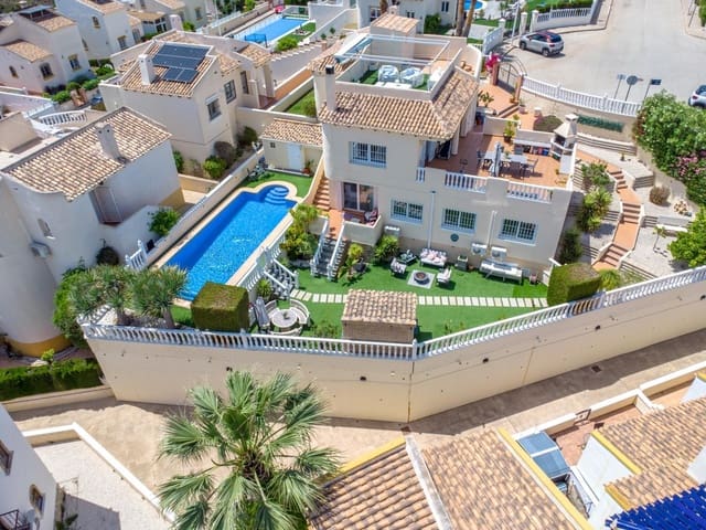 4 soveværelse Villa til salg i Lomas de Cabo Roig - Los Dolses, Orihuela - € 795.000 (Ref: 9983621)