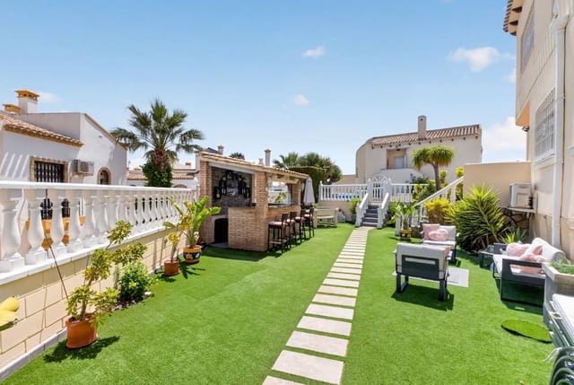 4 soveværelse Villa til salg i Lomas de Cabo Roig - Los Dolses, Orihuela - € 795.000 (Ref: 9983621)