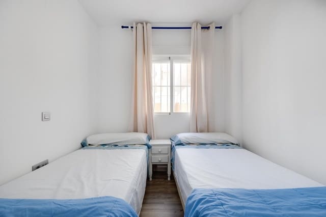 3 quarto Apartamento para venda em Playa de los Locos, Torrevieja - 199 000 € (Ref: 9983623)