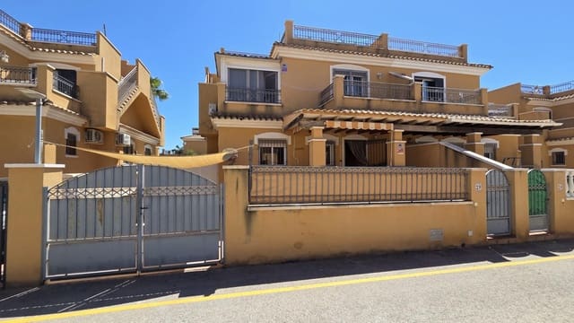3 soverom Hus til salgs i Aguas Nuevas, Torrevieja - € 279 000 (Ref: 9983624)