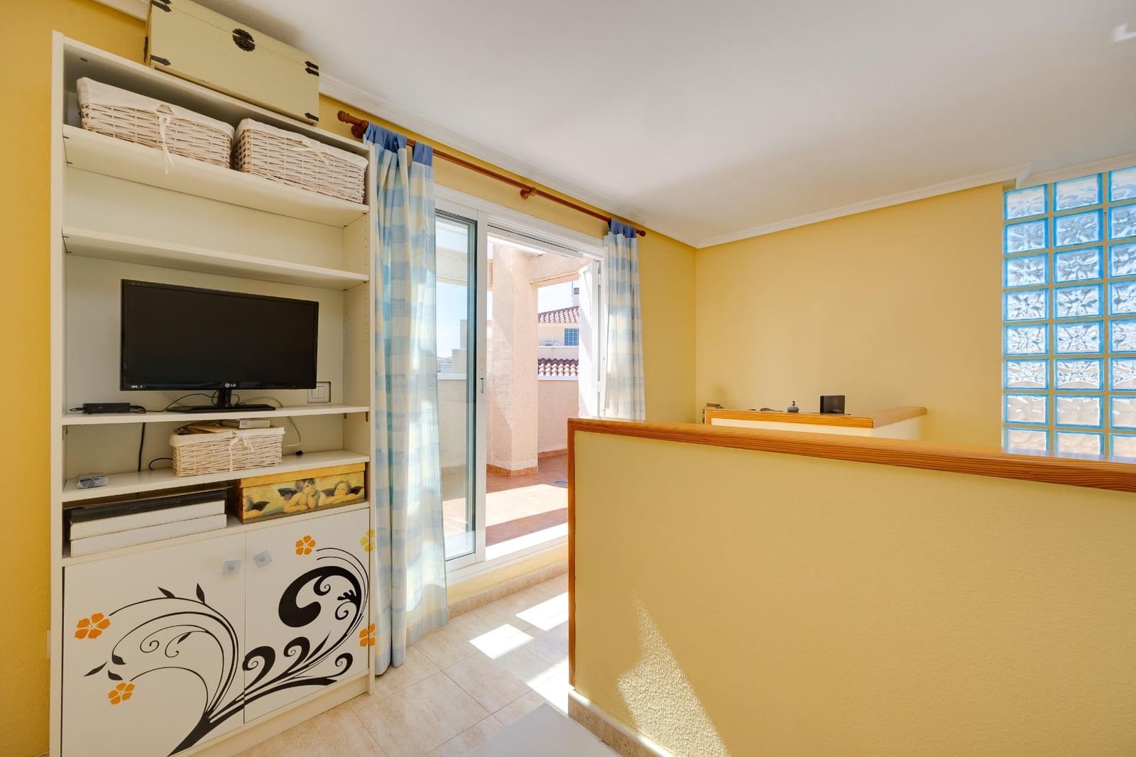 2 bedroom Townhouse for sale in Orihuela Costa - € 263,000 (Ref: 9983626)