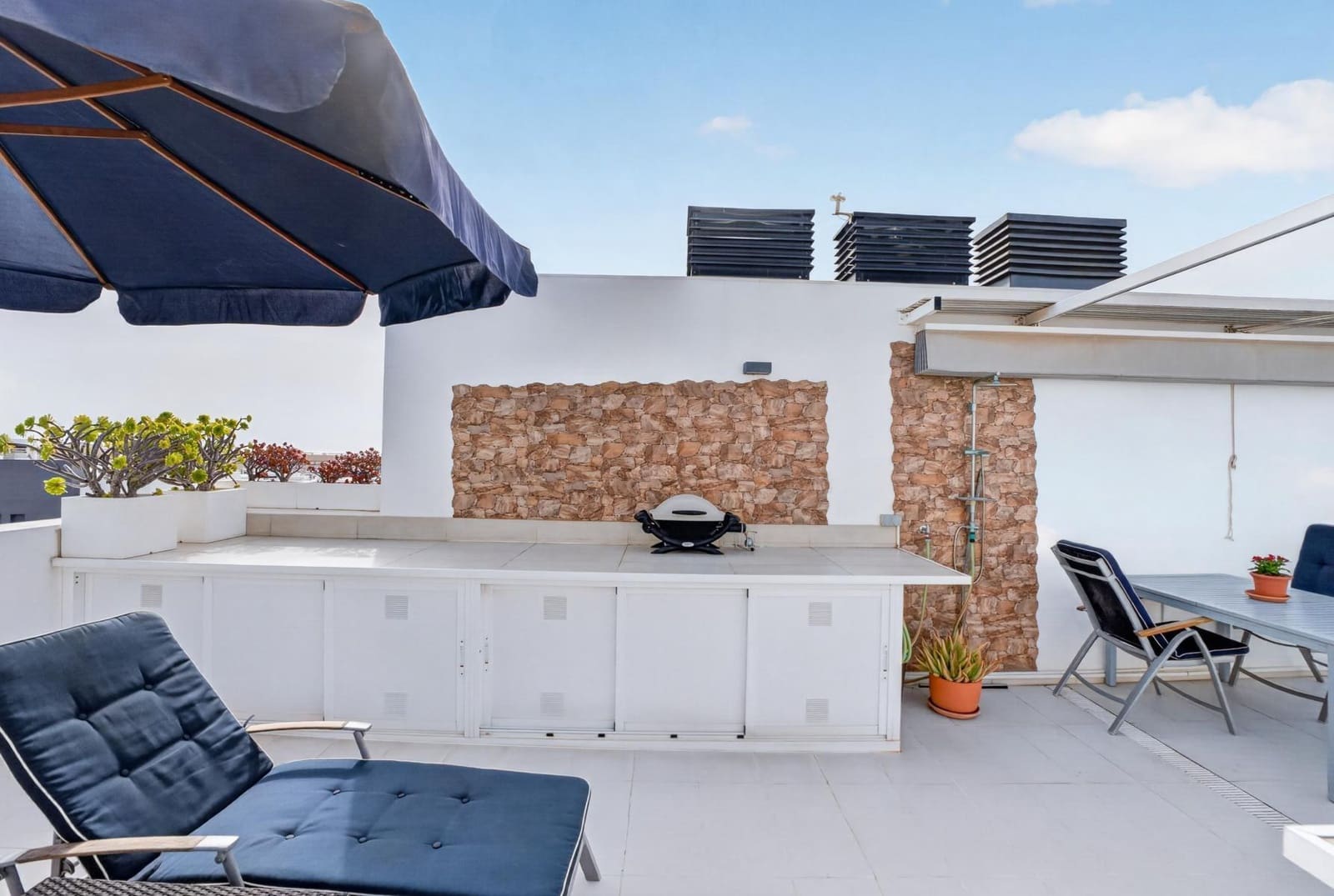 2 quarto Penthouse para venda em Torrevieja - 323 000 € (Ref: 9983636)
