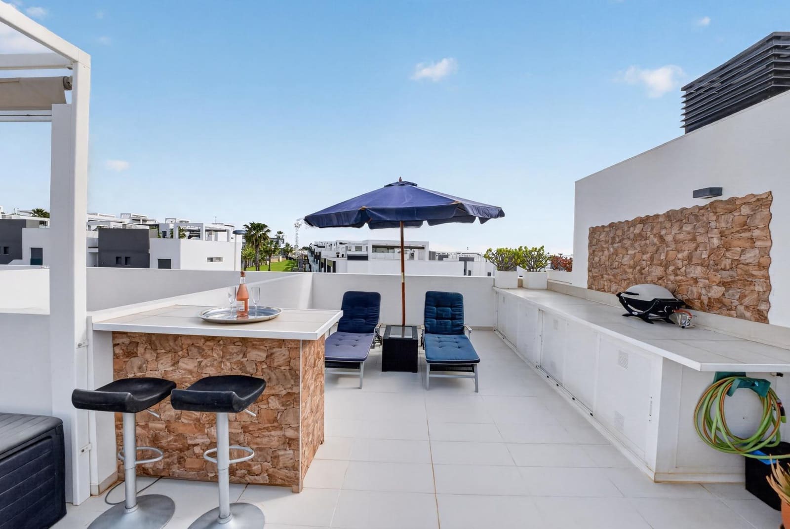 2 quarto Penthouse para venda em Torrevieja - 323 000 € (Ref: 9983636)
