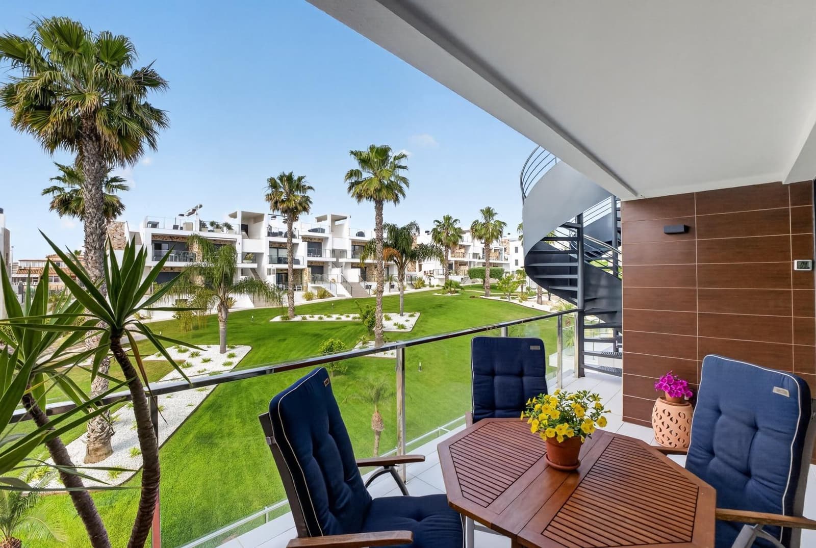 2 quarto Penthouse para venda em Torrevieja - 323 000 € (Ref: 9983636)