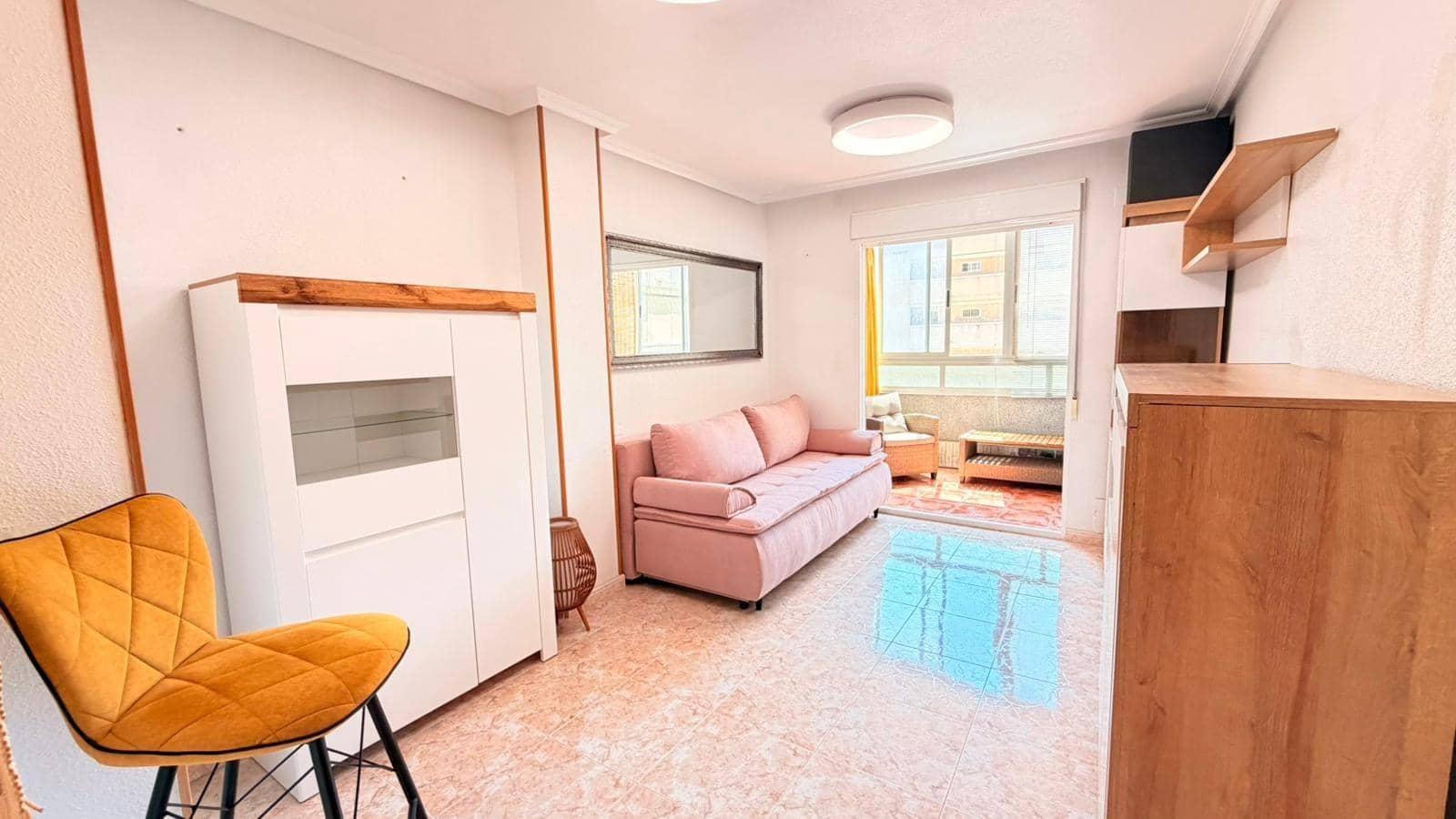 2 soveværelse Lejlighed til salg i Torrevieja - € 119.990 (Ref: 9983639)