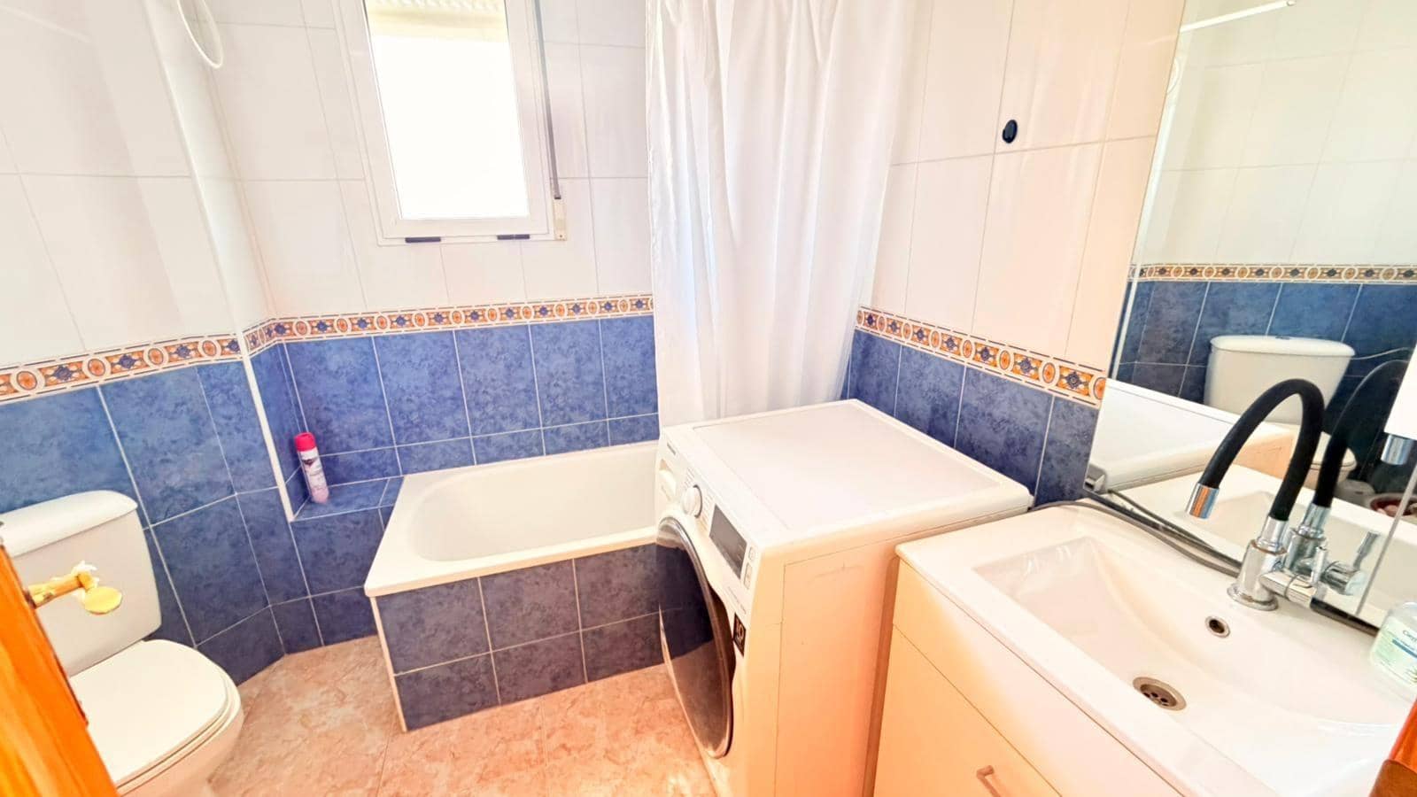 2 soveværelse Lejlighed til salg i Torrevieja - € 119.990 (Ref: 9983639)