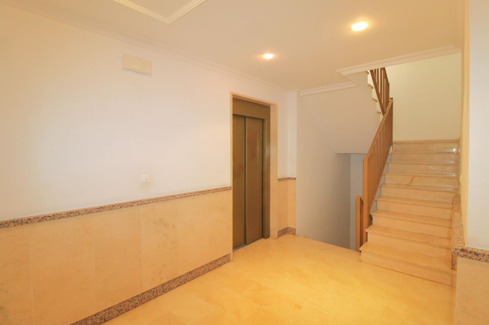 2 chambre Appartement à vendre à Torrevieja - 155 000 € (Ref: 9983640)
