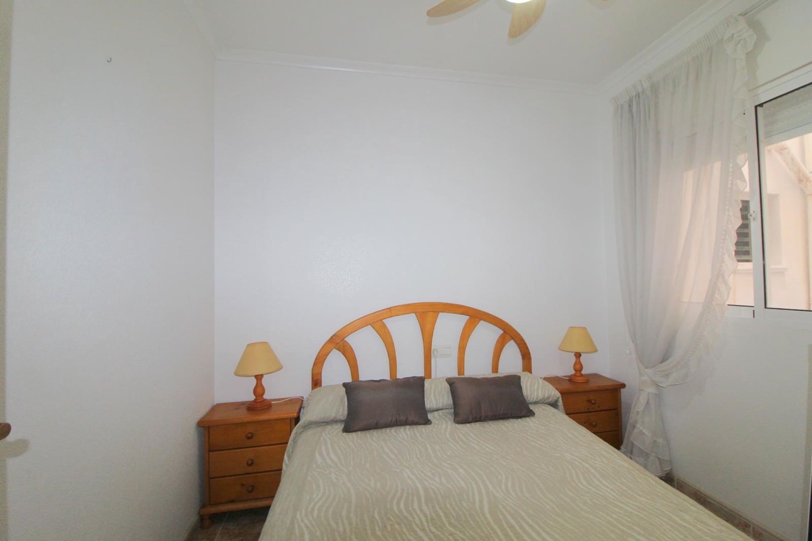 2 chambre Appartement à vendre à Torrevieja - 155 000 € (Ref: 9983640)