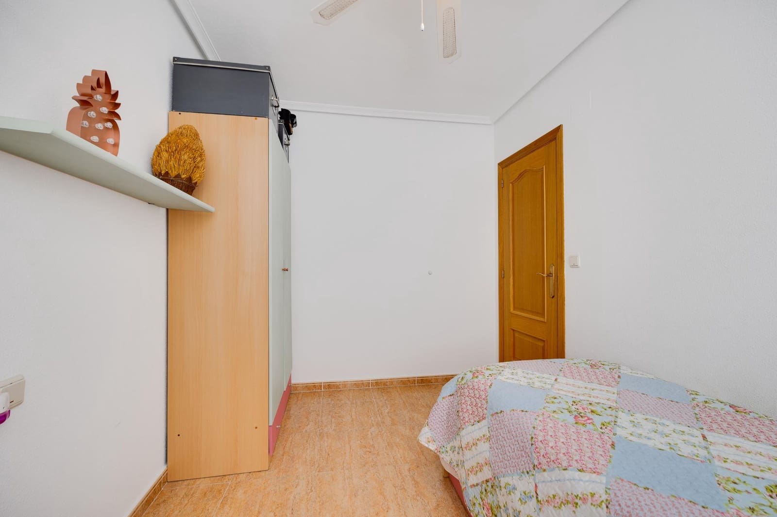 Apartamento de 2 habitaciones en Torrevieja en venta - 172.500 € (Ref: 9983644)