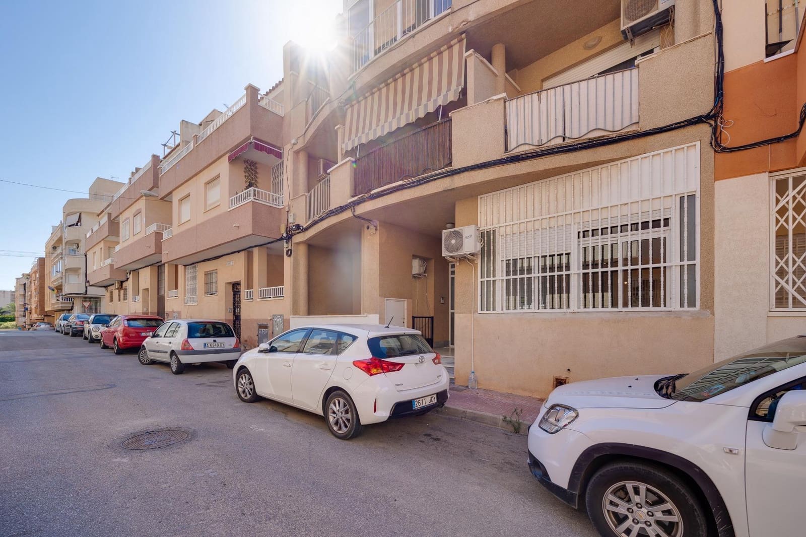3 soveværelse Lejlighed til salg i Torrevieja - € 154.900 (Ref: 9983648)