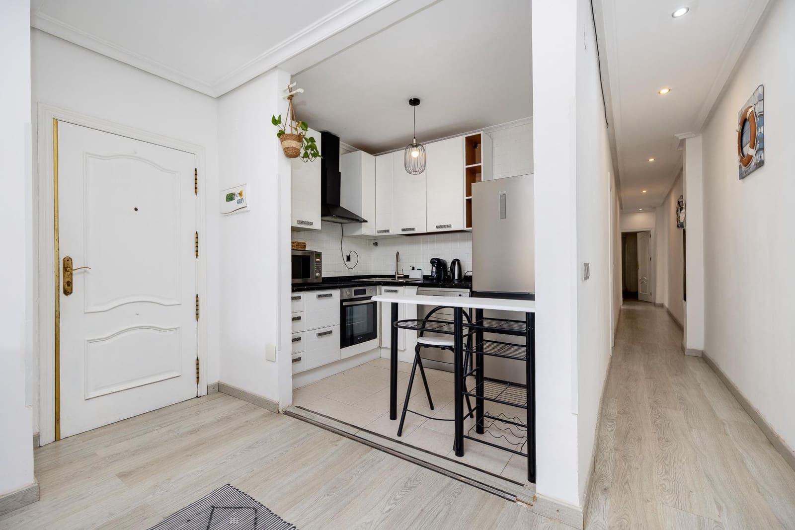 3 soveværelse Lejlighed til salg i Torrevieja - € 154.900 (Ref: 9983648)