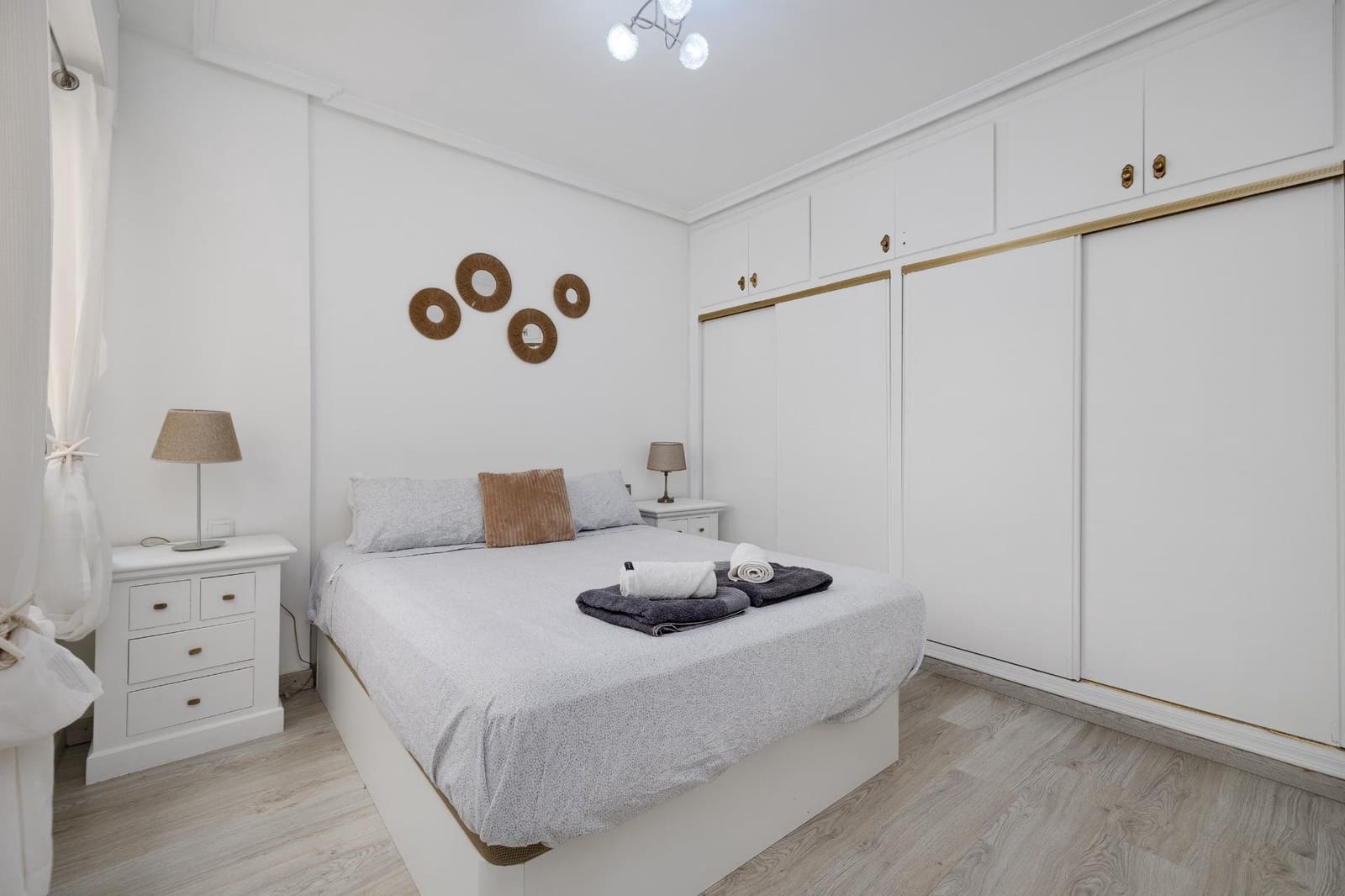 3 soveværelse Lejlighed til salg i Torrevieja - € 154.900 (Ref: 9983648)
