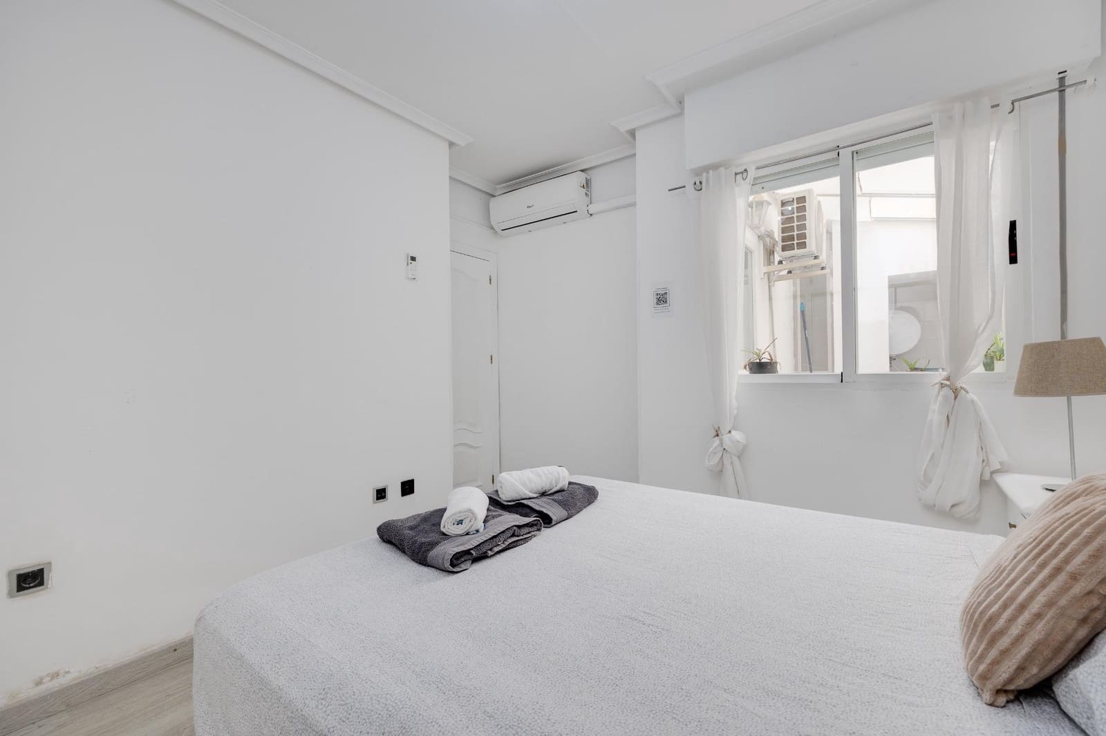 3 soveværelse Lejlighed til salg i Torrevieja - € 154.900 (Ref: 9983648)