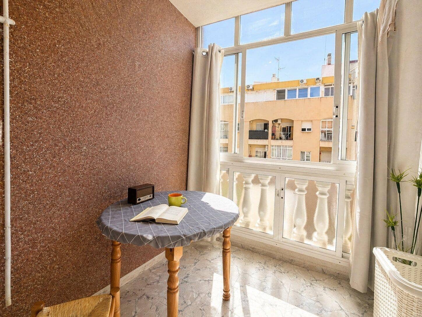 2 soveværelse Lejlighed til salg i Torrevieja - € 209.900 (Ref: 9983653)