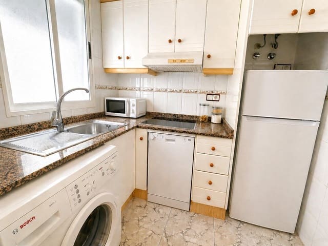 2 soveværelse Lejlighed til salg i Avenida Habaneras - Curva de Palangre, Torrevieja - € 209.900 (Ref: 9983653)