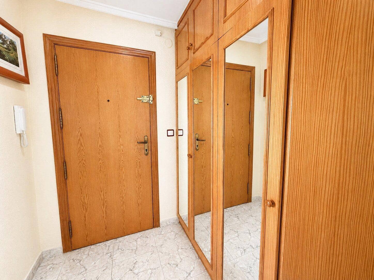 2 soveværelse Lejlighed til salg i Torrevieja - € 209.900 (Ref: 9983653)