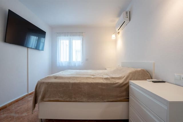 2 soverom Leilighet til salgs i Centro - Muelle Pesquero, Torrevieja - € 180 000 (Ref: 9983655)