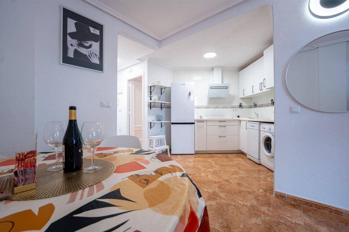 2 soverom Leilighet til salgs i Torrevieja - € 180 000 (Ref: 9983655)