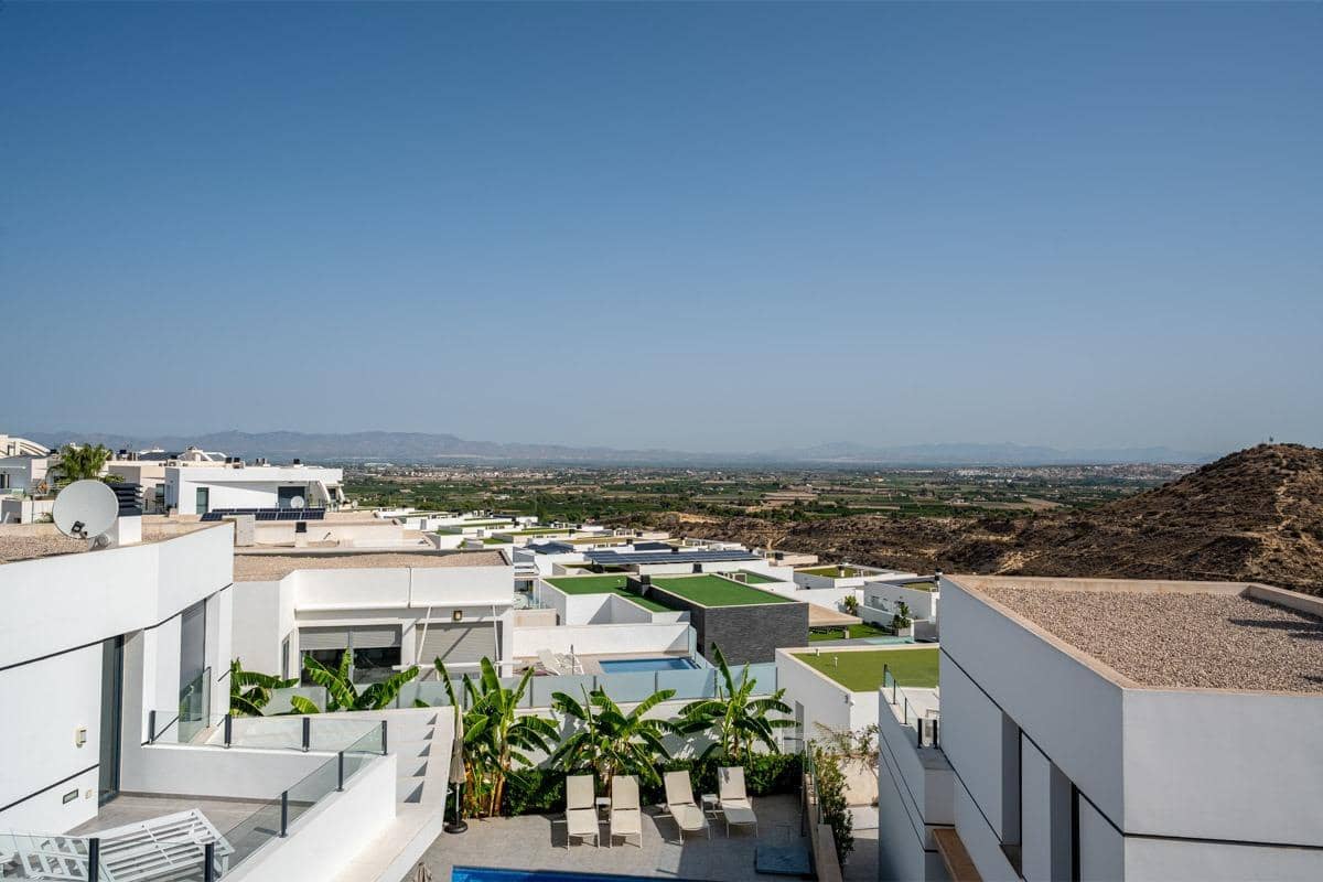 3 Zimmer Villa zu verkaufen in Ciudad Quesada - 330.000 € (Ref: 9983659)