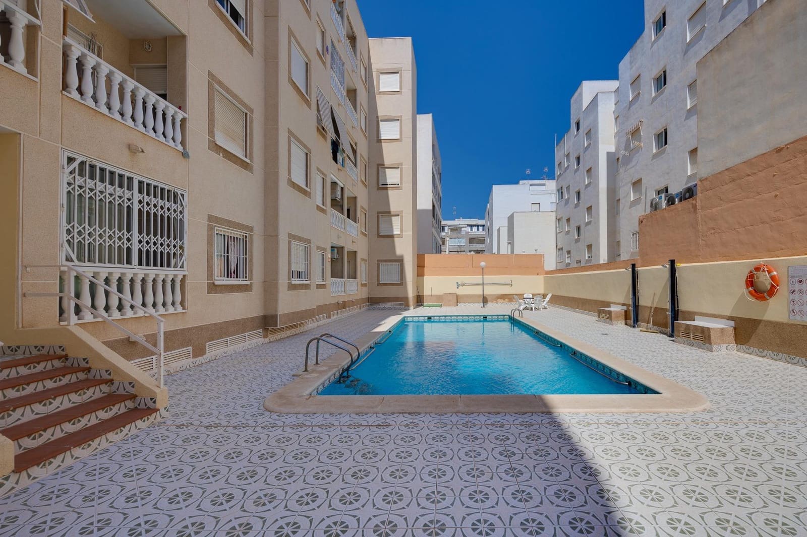1 chambre Appartement à vendre à Torrevieja - 137 500 € (Ref: 9983663)