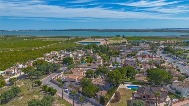 5 soveværelse Villa til salg i Pueblo Bravo, Rojales - € 499.000 (Ref: 9983666)