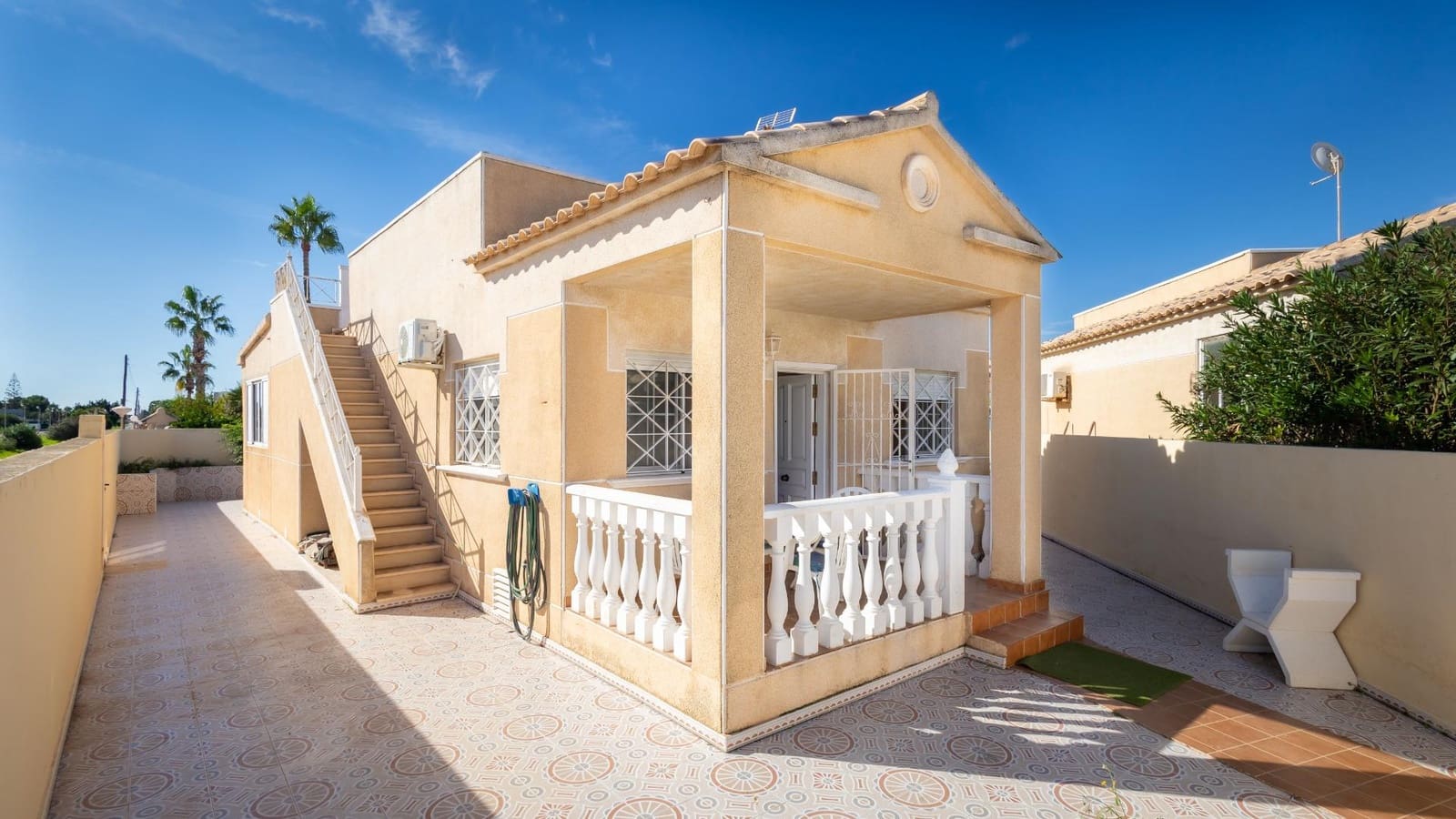 2 quarto Moradia para venda em Torrevieja - 228 000 € (Ref: 9983669)
