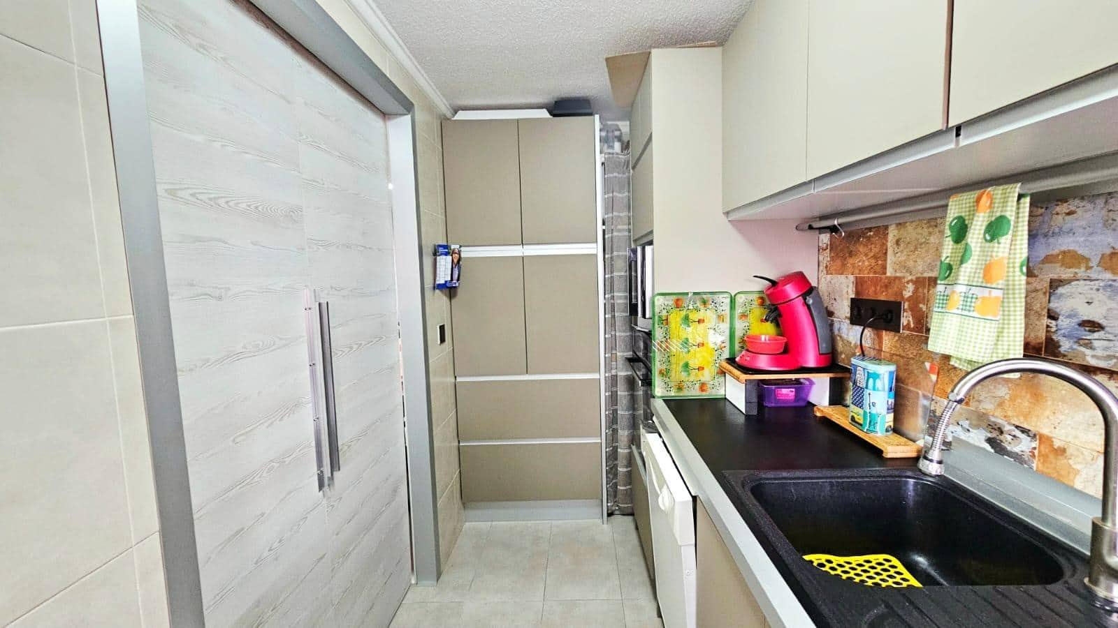 2 soveværelse Lejlighed til salg i Torrevieja - € 169.000 (Ref: 9983670)