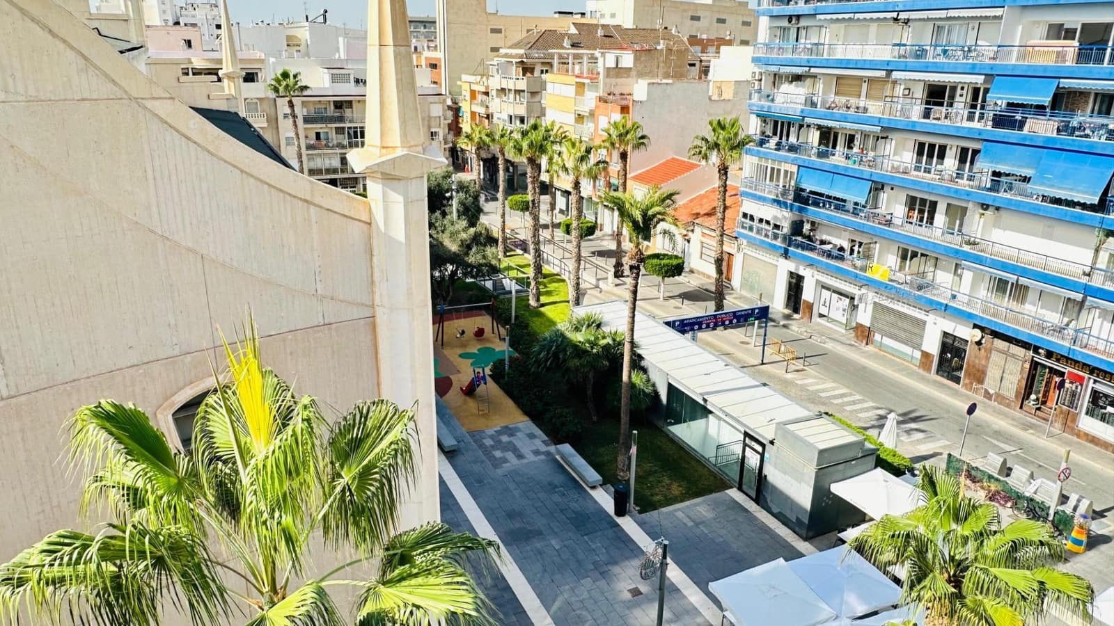 3 makuuhuone Huoneisto myytävänä paikassa Torrevieja - 320 000 € (Ref: 9983671)