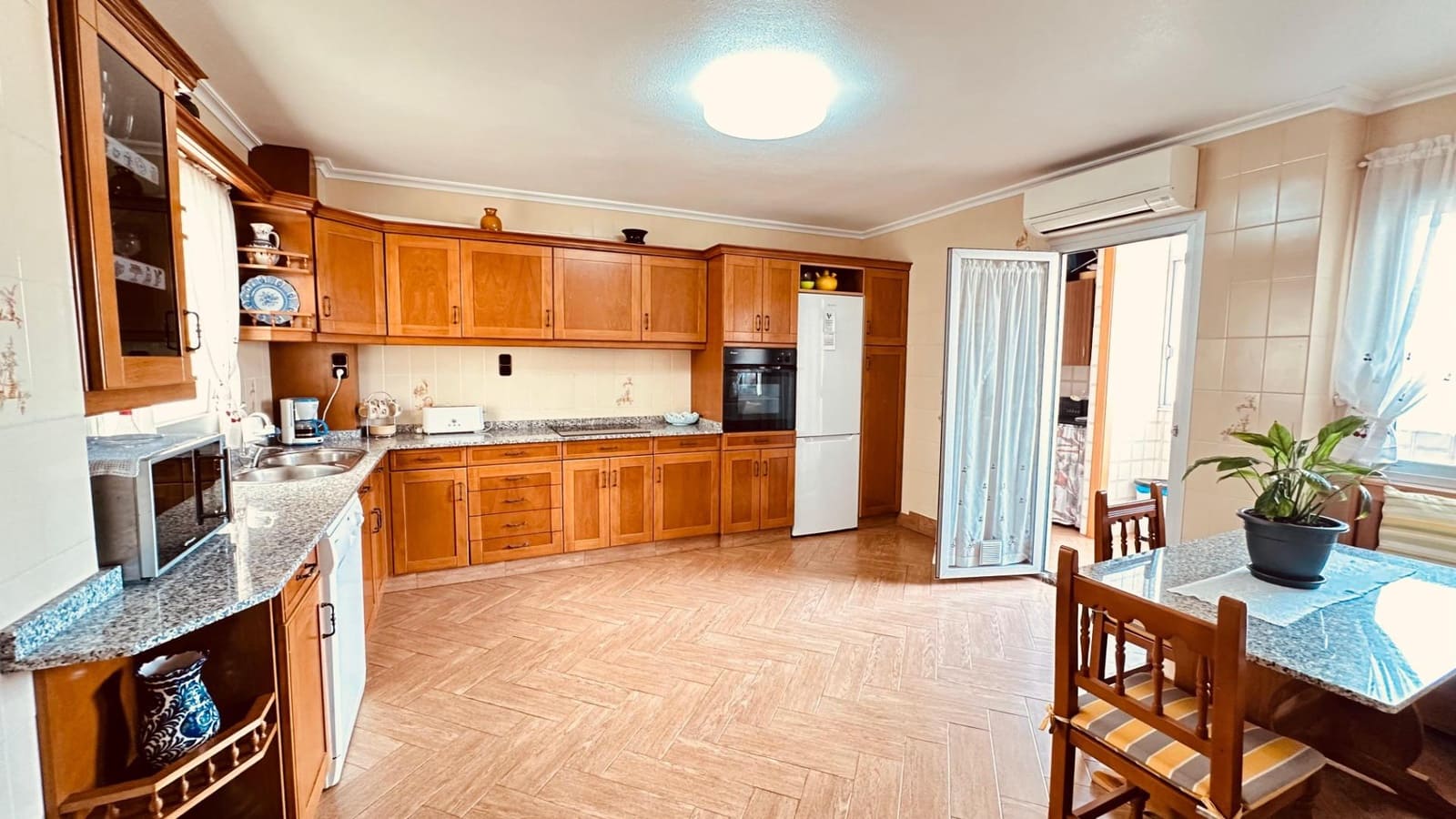 3 makuuhuone Huoneisto myytävänä paikassa Torrevieja - 320 000 € (Ref: 9983671)
