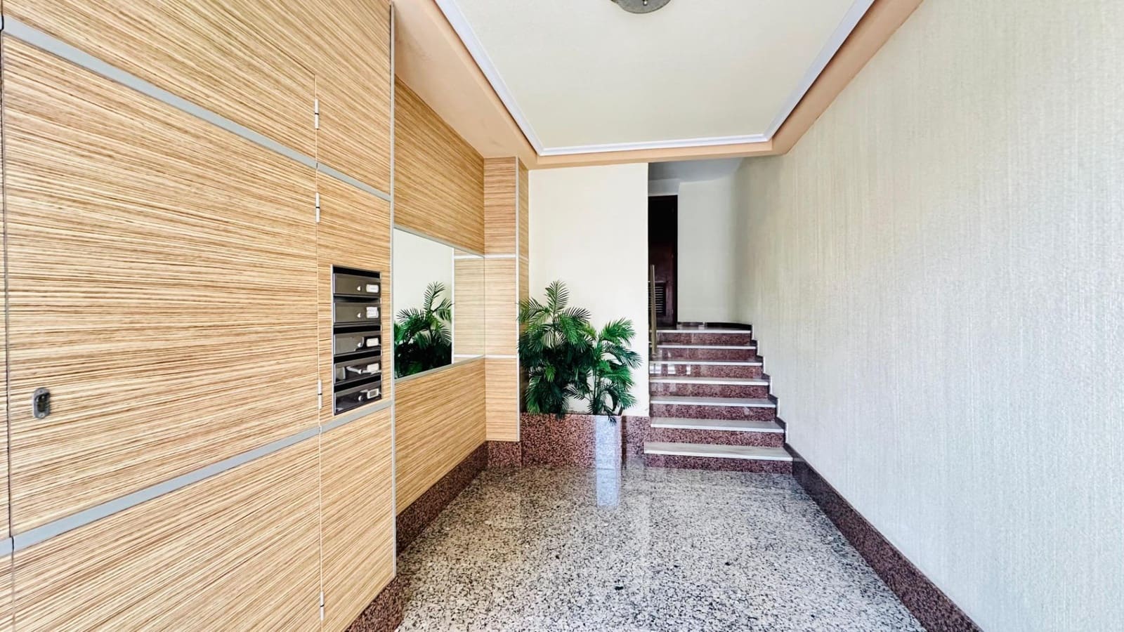 3 makuuhuone Huoneisto myytävänä paikassa Torrevieja - 320 000 € (Ref: 9983671)