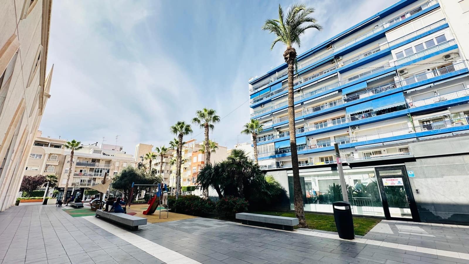 3 makuuhuone Huoneisto myytävänä paikassa Torrevieja - 320 000 € (Ref: 9983671)