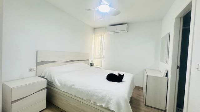 4 soveværelse Lejlighed til salg i Nueva Torrevieja, Torrevieja - € 210.000 (Ref: 9983672)