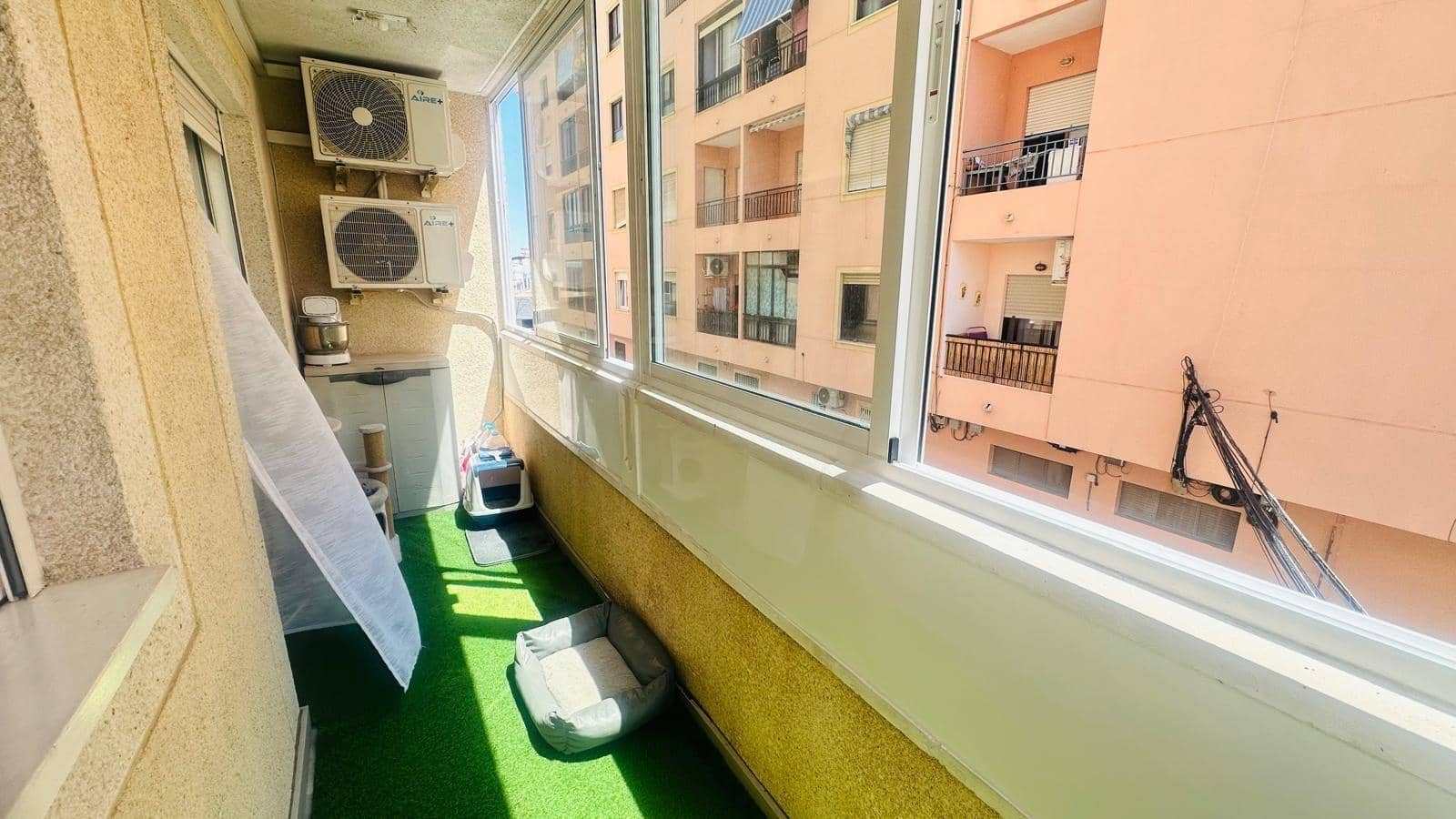 4 soveværelse Lejlighed til salg i Torrevieja - € 210.000 (Ref: 9983672)